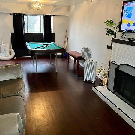 Villa Vintage - 3 Bed House - North Surrey - Ping-Pong And Pool Table - Tv Cable Extérieur photo