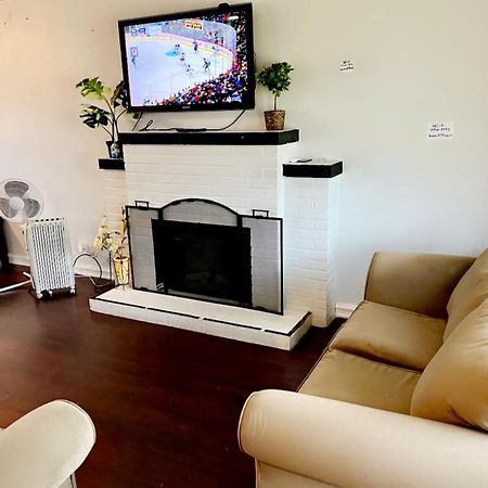 Villa Vintage - 3 Bed House - North Surrey - Ping-Pong And Pool Table - Tv Cable Extérieur photo